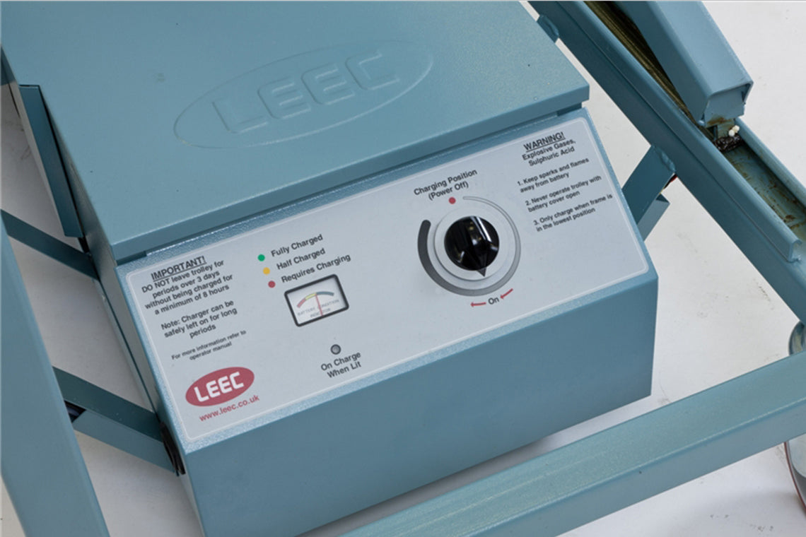 LEEC: Power Stacking Trolley